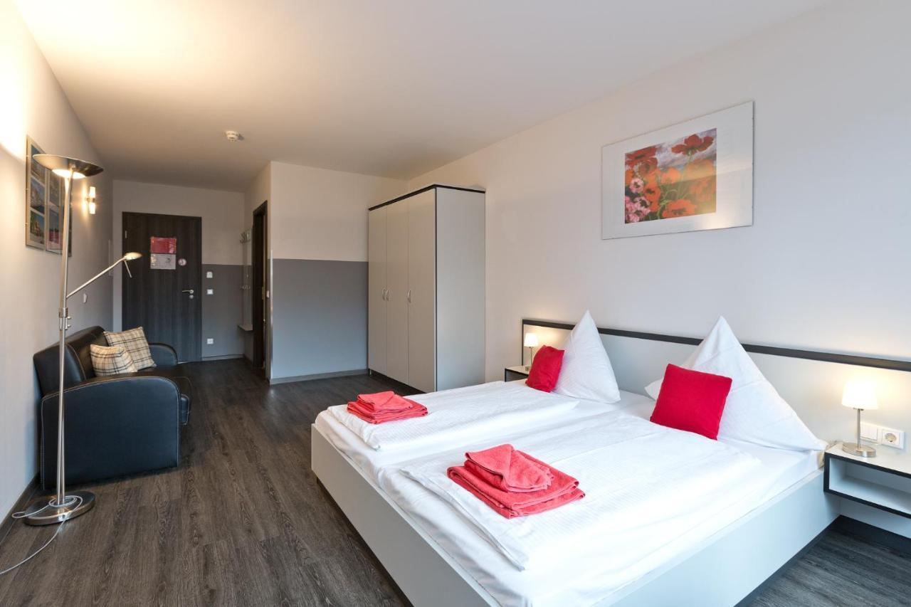 Hotel Zwischen Den Seen Waren  Kültér fotó