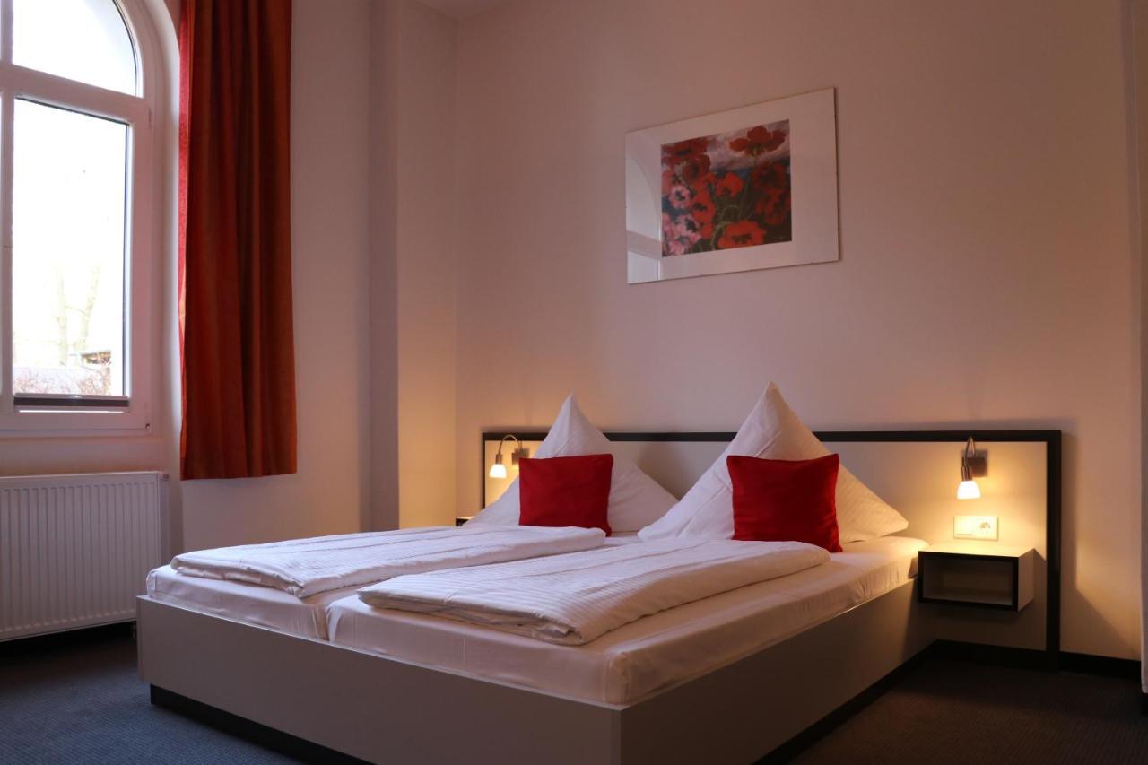 Hotel Zwischen Den Seen Waren  Kültér fotó